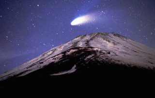 Comet above the Mountain